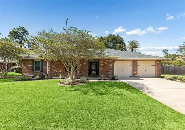 Photo 1 of Single family home for sale at 1420 Washington Ct, Slidell, LA 70458 | MLS# 2571051 | Listing updated on 2026-08-11