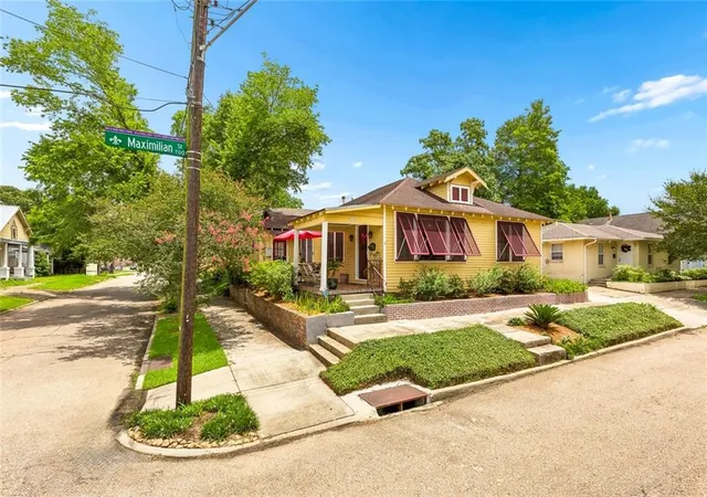 2nd image of 705 Maximillian St, Baton Rouge, LA 70802 | MLS# 2571234