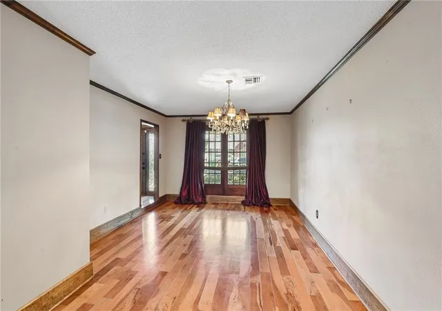 Photo 3 of Single family home for sale at 4824 Fairfield St, Metairie, LA 70006 | MLS# 2571147 | Listing updated on 2026-08-22
