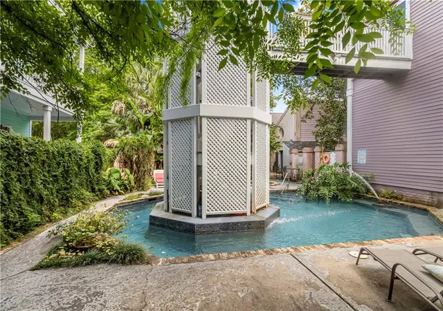 Photo 2 of Condo for sale at 811 Marigny St #E, New Orleans, LA 70117 | MLS# 2571263 | Listing updated on 2026-08-16