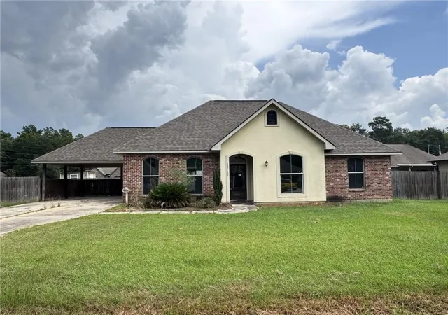 Photo 1 of Single family home for sale at 42710 Scarlett Cir, Hammond, LA 70403 | MLS# 2565871 | Listing updated on 2026-08-07