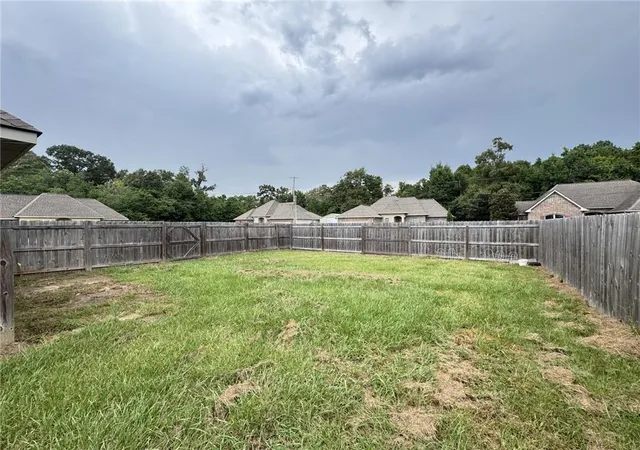 Photo 3 of Single family home for sale at 42710 Scarlett Cir, Hammond, LA 70403 | MLS# 2565871 | Listing updated on 2026-08-07
