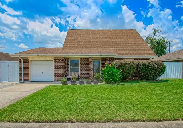1st image of 1524 Curtis St, Harvey, LA 70058 | MLS# 2570952