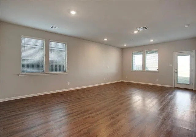 Photo 3 of Single family home for sale at 4422 Marais River Dr, Slidell, LA 70461 | MLS# 2570607 | Listing updated on 2026-08-07