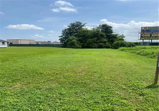 Photo 3 of Land for sale at 958 O'connor St, Gretna, LA 70053 | MLS# 2571313 | Listing updated on 2026-08-14