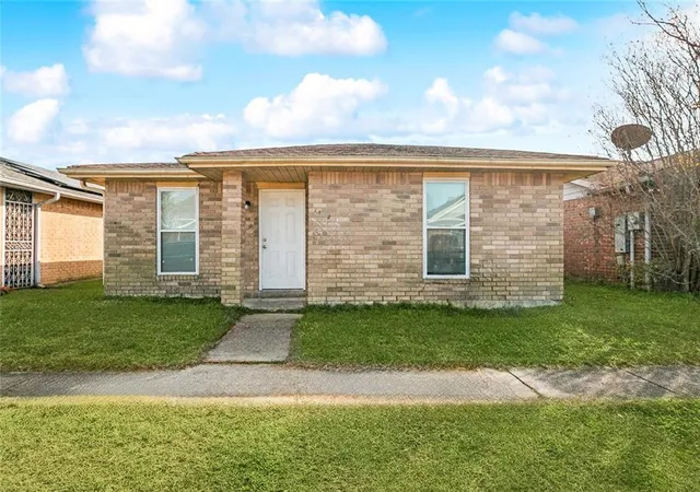 Photo 1 of Single family home for sale at 1528 Virginia Marie St, New Orleans, LA 70122 | MLS# 2571418 | Listing updated on 2026-08-07