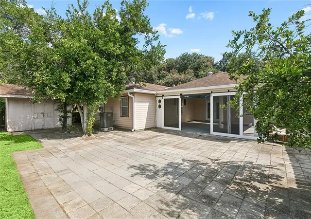12th image of 2533 Eastview Dr, Harvey, LA 70058 | MLS# 2570676