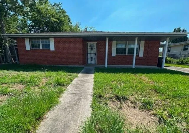 Single family home for sale at 4861 Cardenas Dr, New Orleans, LA 70127 | MLS# 2571512