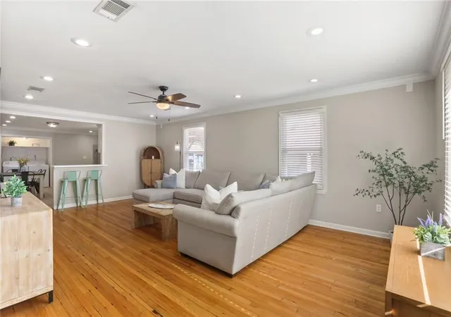 Photo 3 of Single family home for sale at 904 Lebeau St, Arabi, LA 70032 | MLS# 2571030 | Listing updated on 2026-08-08