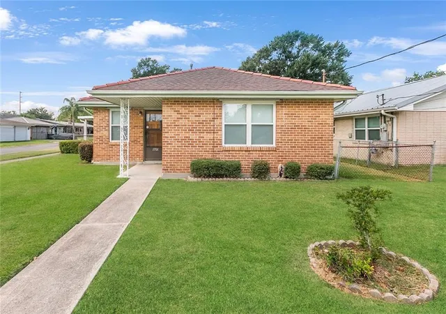 2nd image of 1701 Fairway Dr, Kenner, LA 70062 | MLS# 2570785