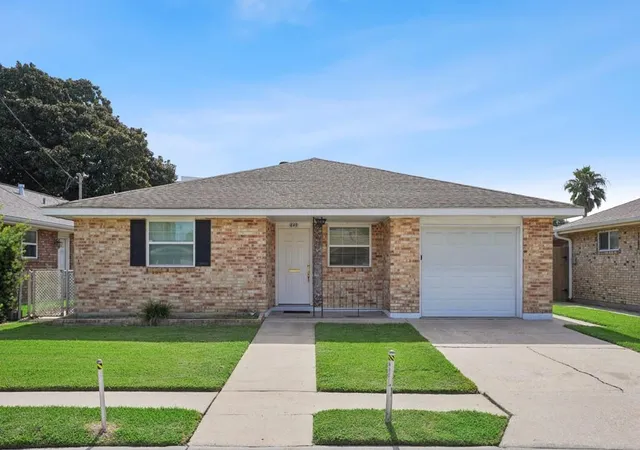 Photo 1 of Single family home for sale at 649 Aris Ave, Metairie, LA 70005 | MLS# 2569470 | Listing updated on 2026-08-11