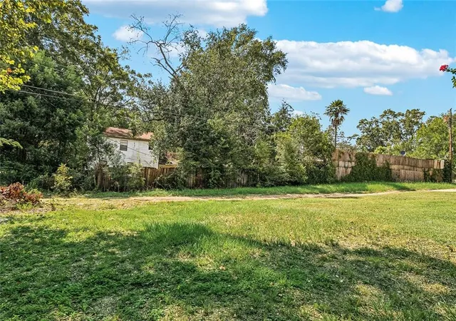 16th image of 919 Avenue F Avenue, Bogalusa, LA 70427 | MLS# 2571155