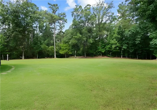 Photo 3 of Single family home for sale at 41155 Rue Maison, Ponchatoula, LA 70454 | MLS# 2570604 | Listing updated on 2026-10-02