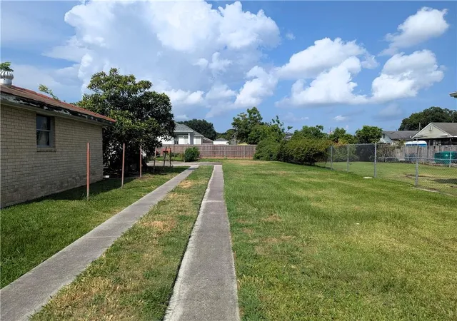 Photo 3 of Land for sale at 1115 Derbigny St, Gretna, LA 70053 | MLS# 2561943 | Listing updated on 2026-08-13
