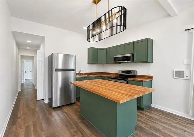 Listing Photo 5 - Condo for sale in building located at 1816-1818 Allen St, New Orleans, LA 70116