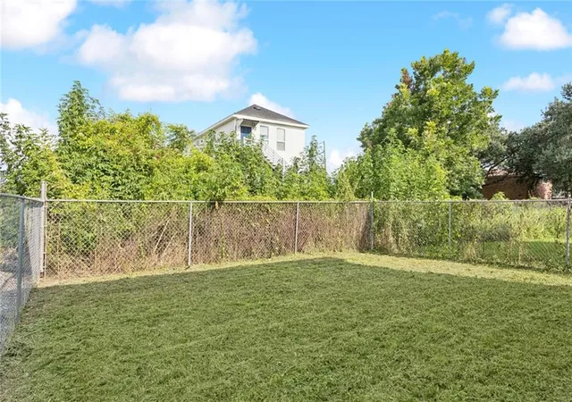 Photo 10 of Townhouse for sale at 2113 15 Forstall St, New Orleans, LA 70117 | MLS# 2571648 | Listing updated on 2026-08-13