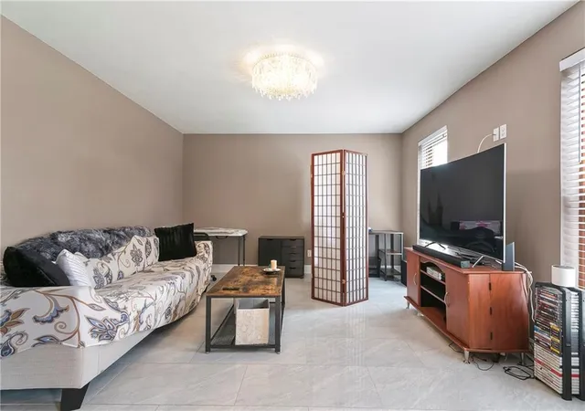 Photo 3 of Single family home for sale at 3816 Jean Lafitte Pkwy, Chalmette, LA 70043 | MLS# 2571447 | Listing updated on 2026-08-24