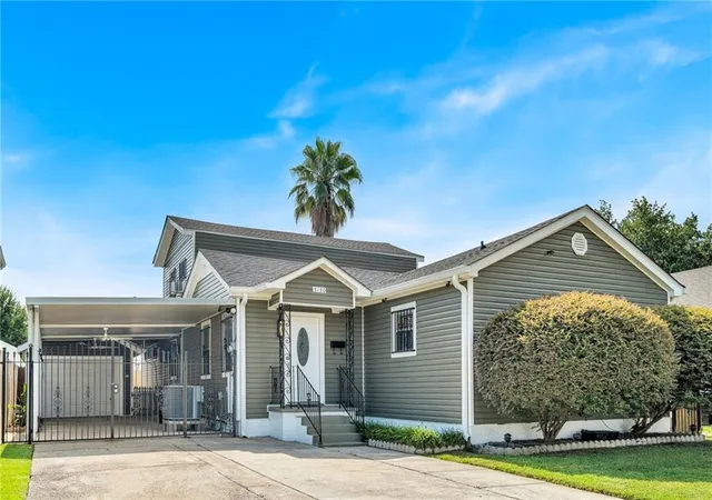 Photo 1 of Single family home for sale at 3130 Castine St, New Orleans, LA 70119 | MLS# 2571550 | Listing updated on 2026-08-23
