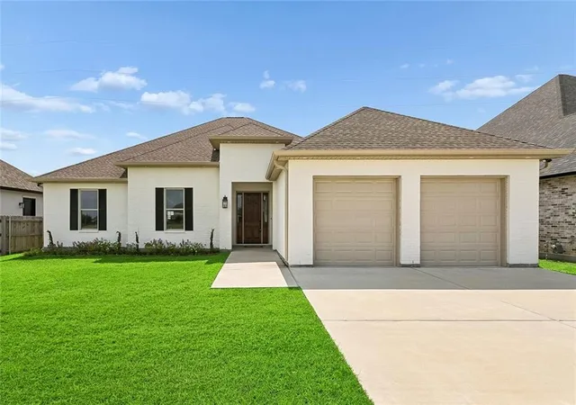1st image of 156 Mallard Dr, Westwego, LA 70094 | MLS# 2571667