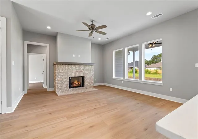 Photo 3 of Single family home for sale at 72661 Robindale Dr, Covington, LA 70435 | MLS# 2571781 | Listing updated on 2026-08-24