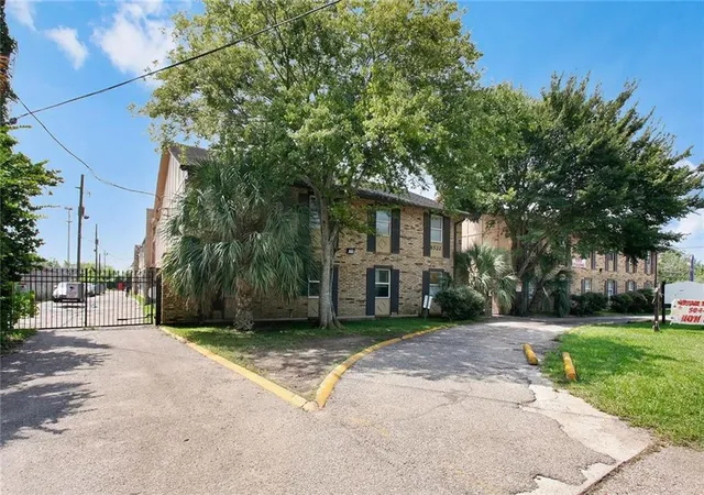 Photo 1 of Multi family home for sale at 8520 Chef Menteur Hwy, New Orleans, LA 70127 | MLS# 2571712 | Listing updated on 2026-08-10