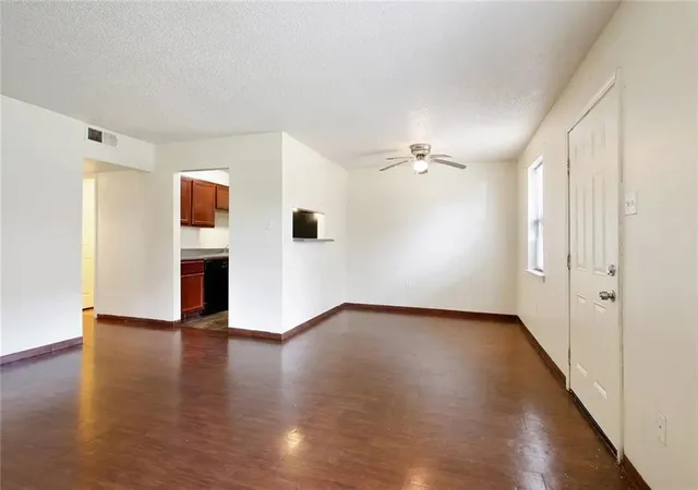 Photo 2 of House for sale at 8520 Chef Menteur Hwy, New Orleans, LA 70127 | MLS# 2571712 | Listing updated on 2026-08-10
