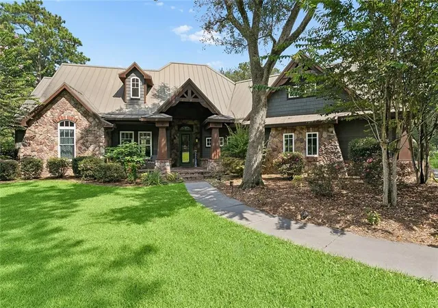 Photo 1 of Single family home for sale at 333 Chinawood Dr, Abita Springs, LA 70420 | MLS# 2571385 | Listing updated on 2026-08-23
