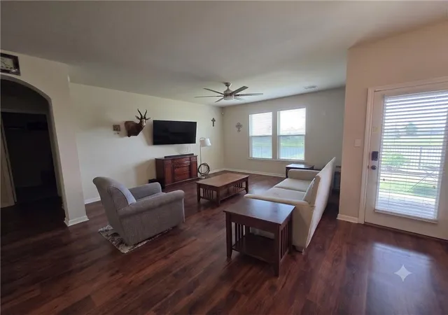 Photo 2 of Single family home for sale at 260 E Lake Dr, Slidell, LA 70461 | MLS# 2571654 | Listing updated on 2026-08-12