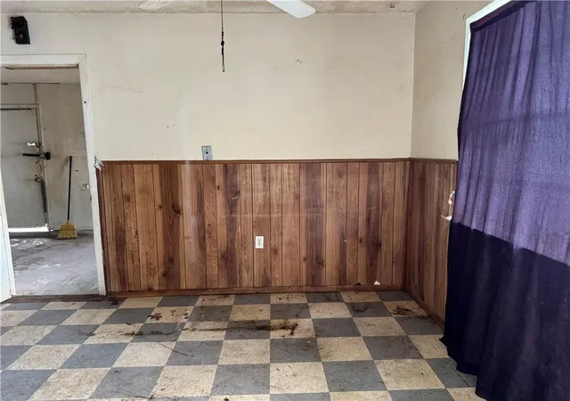 Photo 3 of Sale Pending at 2481 Dolores Dr, Marrero, LA 70072 | MLS# 2571799 | Listing updated on 2026-08-22
