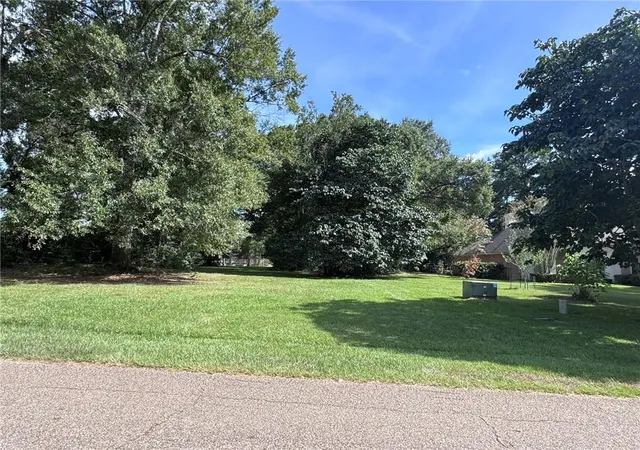 Photo 1 of Land for sale at Lot 52 Chinawood Dr, Abita Springs, LA 70420 | MLS# 2570524 | Listing updated on 2026-08-16