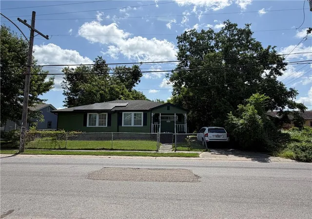 Photo 3 of Land for sale at 1612 Clouet St, New Orleans, LA 70117 | MLS# 2568241 | Listing updated on 2026-08-11