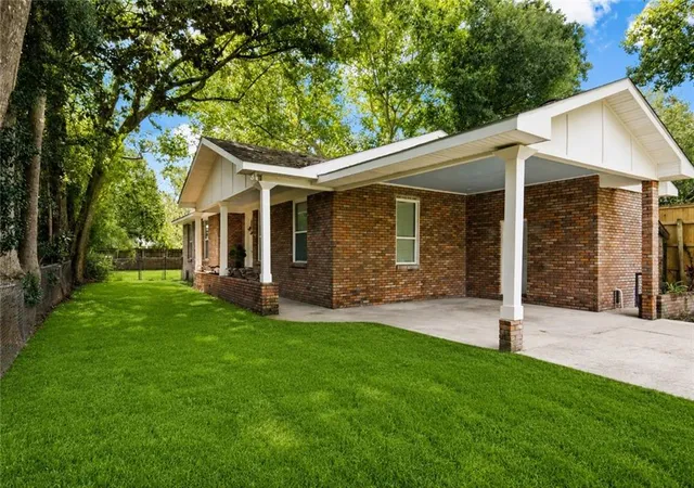 Photo 1 of Single family home for sale at 1626 7th Street, Slidell, LA 70458 | MLS# 2571885 | Listing updated on 2026-08-21