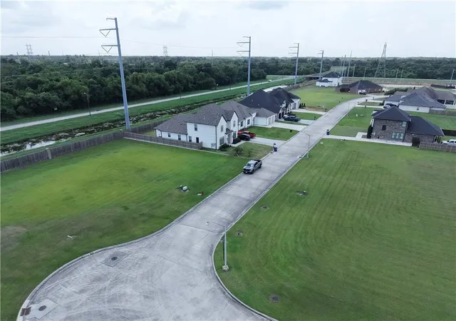 Photo 3 of Land for sale at Mallard Dr Lot 29, Westwego, LA 70094 | MLS# 2571861 | Listing updated on 2026-08-11