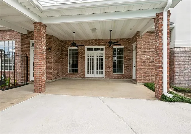 32nd image of 32 Madewood Dr, Marrero, LA 70072 | MLS# 2571947