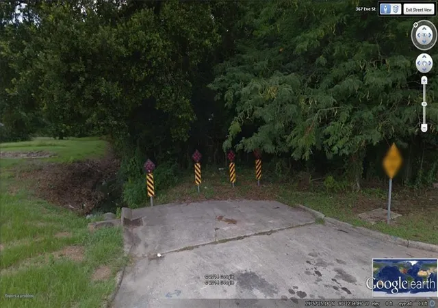 Photo 2 of Land for sale at Meadows Dr, Destrehan, LA 70047 | MLS# 2571993 | Listing updated on 2026-08-11