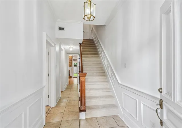 Photo 3 of Townhouse for sale at 4422 Lake Vista Dr, Metairie, LA 70006 | MLS# 2571602 | Listing updated on 2026-08-18