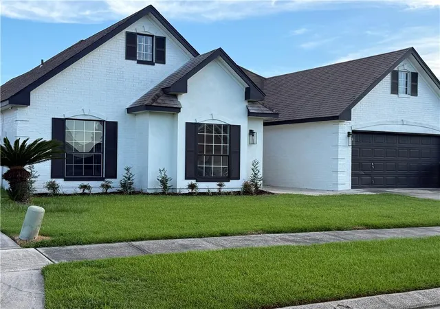 Photo 3 of Single family home for sale at 2595 Mill Grv Ln, Marrero, LA 70072 | MLS# 2572050 | Listing updated on 2026-08-24