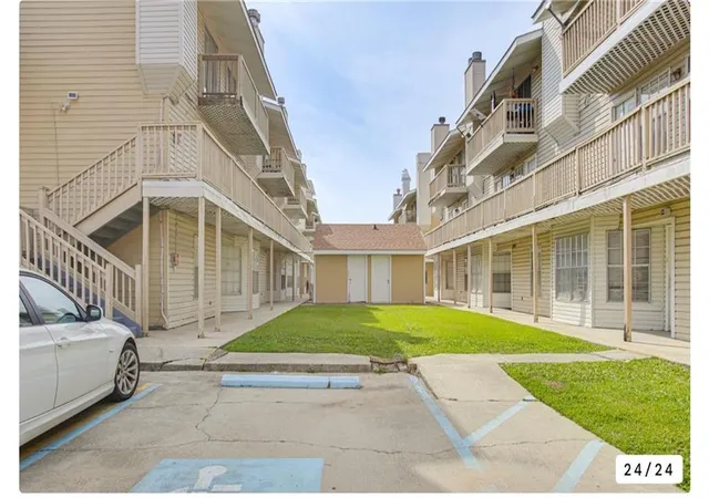 1st image of 901 Sunset Blvd #A 11, Kenner, LA 70065 | MLS# 2572069