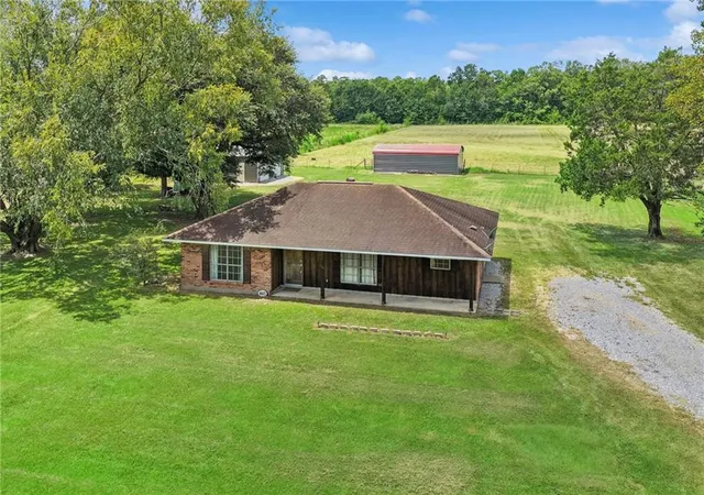 Photo 2 of Single family home for sale at 46471 Milton Rd, Hammond, LA 70401 | MLS# 2572127 | Listing updated on 2026-08-12