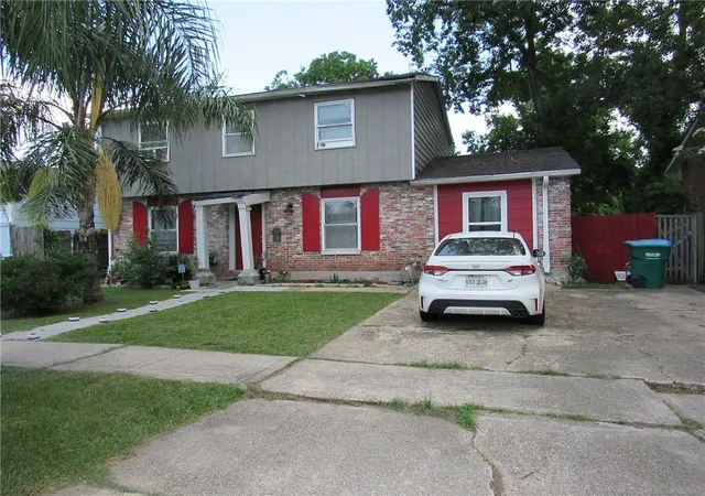 2nd image of 513 E Louisiana State Dr, Kenner, LA 70065 | MLS# 2572178
