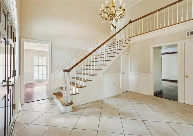 Photo 2 of Single family home for sale at 4928 Pike Dr, Metairie, LA 70003 | MLS# 2572194 | Listing updated on 2026-08-15