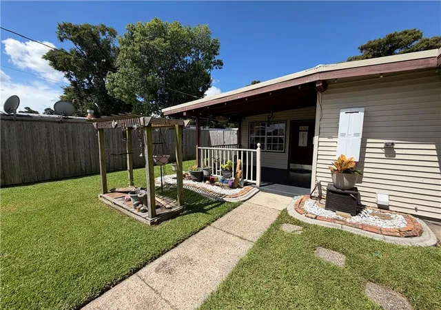3rd image of 2037 Delaware Ave, Kenner, LA 70062 | MLS# 2572234