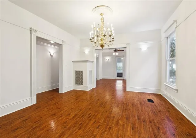 Photo 4 of House for sale at 2001 S 03 Carrollton Ave, New Orleans, LA 70118 | MLS# 2571269 | Listing updated on 2026-08-13