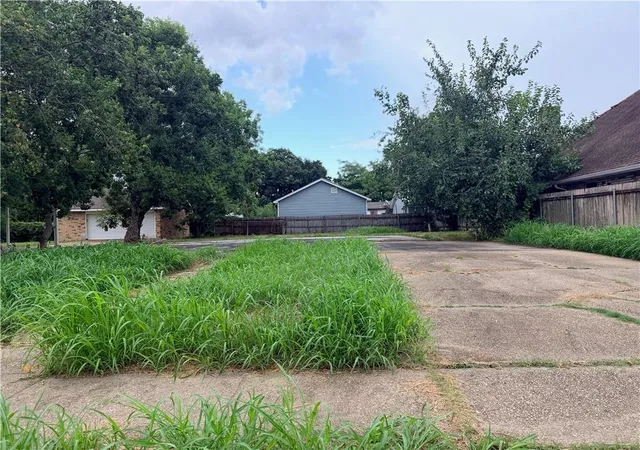Photo 3 of Land for sale at 4609 Lafon Dr, New Orleans, LA 70126 | MLS# 2572072 | Listing updated on 2026-08-14