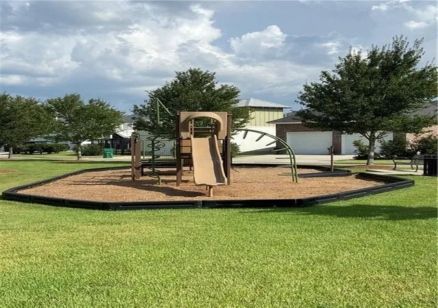Photo 4 of Land for sale at 0 Chretien Point Lot 304 Ave, Covington, LA 70433 | MLS# 2572029 | Listing updated on 2026-08-13