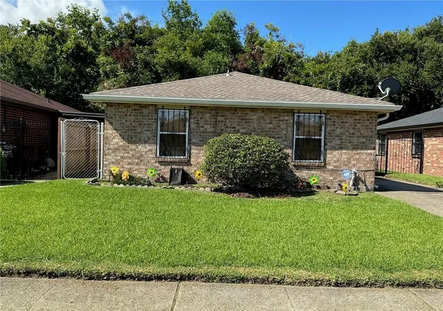 Photo 1 of Sale Pending at 7644 Stonewood St, New Orleans, LA 70128 | MLS# 2572303 | Listing updated on 2026-08-19