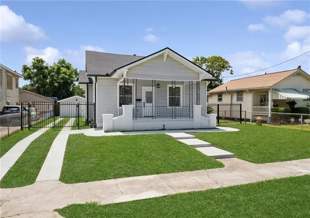 Photo 2 of Single family home for sale at 2340 Wisteria St, New Orleans, LA 70122 | MLS# 2572269 | Listing updated on 2026-08-19
