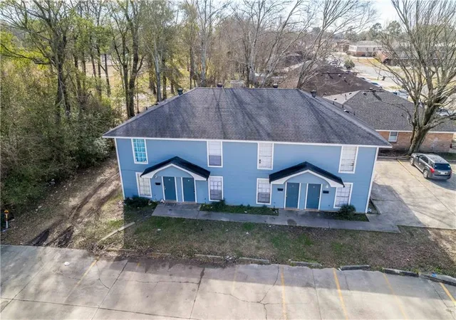 2nd image of 1962 N Harco Dr, Baton Rouge, LA 70815 | MLS# 2572390