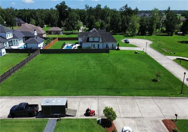Photo 3 of Land for sale at 4140 Pierre’s Ct, Marrero, LA 70072 | MLS# 2571940 | Listing updated on 2026-08-14