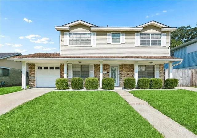 Photo 1 of Single family home for sale at 1945 Mediamolle Dr, New Orleans, LA 70114 | MLS# 2572437 | Listing updated on 2026-08-14